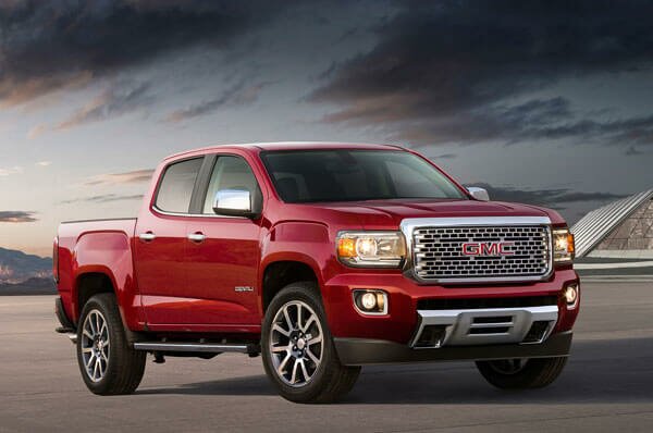 2020 GMC Canyon featured front