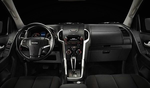 2018 Isuzu D-MAX interior