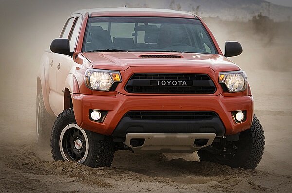 2018 Toyota Tacoma grille