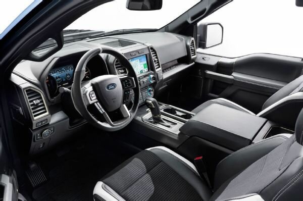 2017 Ford F-150 SVT Raptor inside
