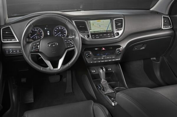 2016 Hyundai Tucson interior