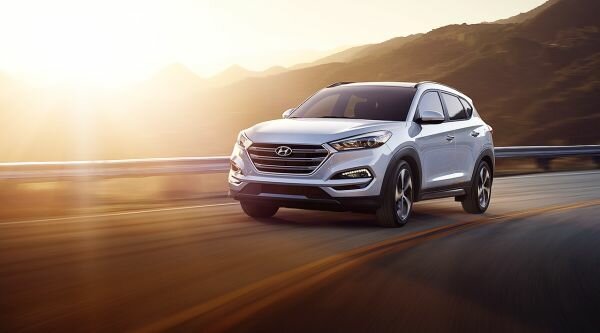 2016 Hyundai Tucson view