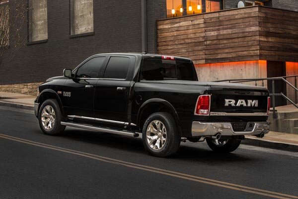 2018-ram-3500-laramie-longhorn-back