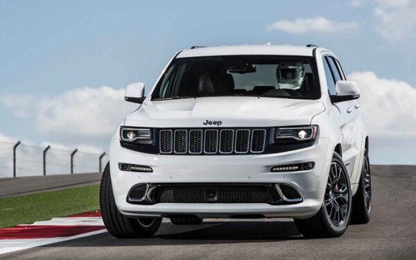 2019-jeep-grand-cherokee-front